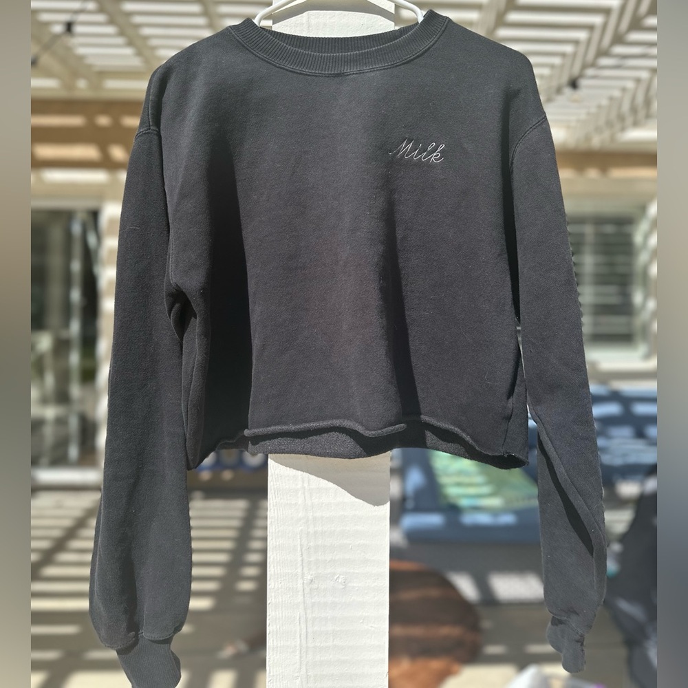 PacSun Women’s Black Cropped Sweatshirt